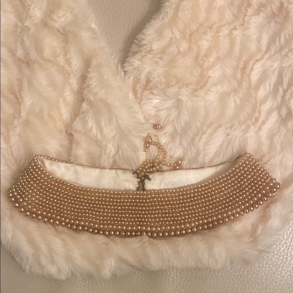 Elegant Pearl Necklace